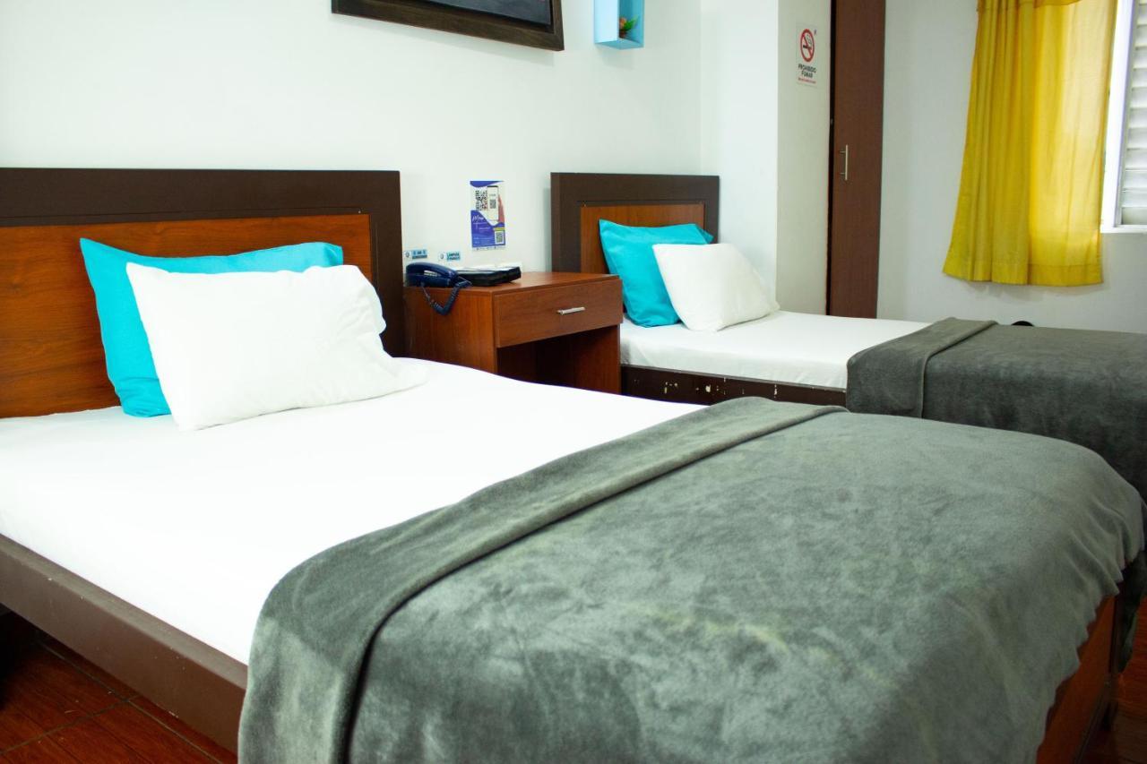Hotel Brisas De Calima 外观 照片