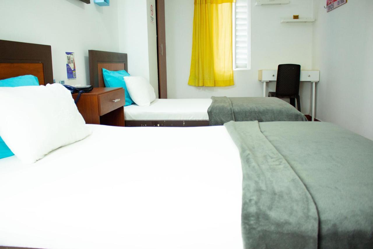 Hotel Brisas De Calima 外观 照片